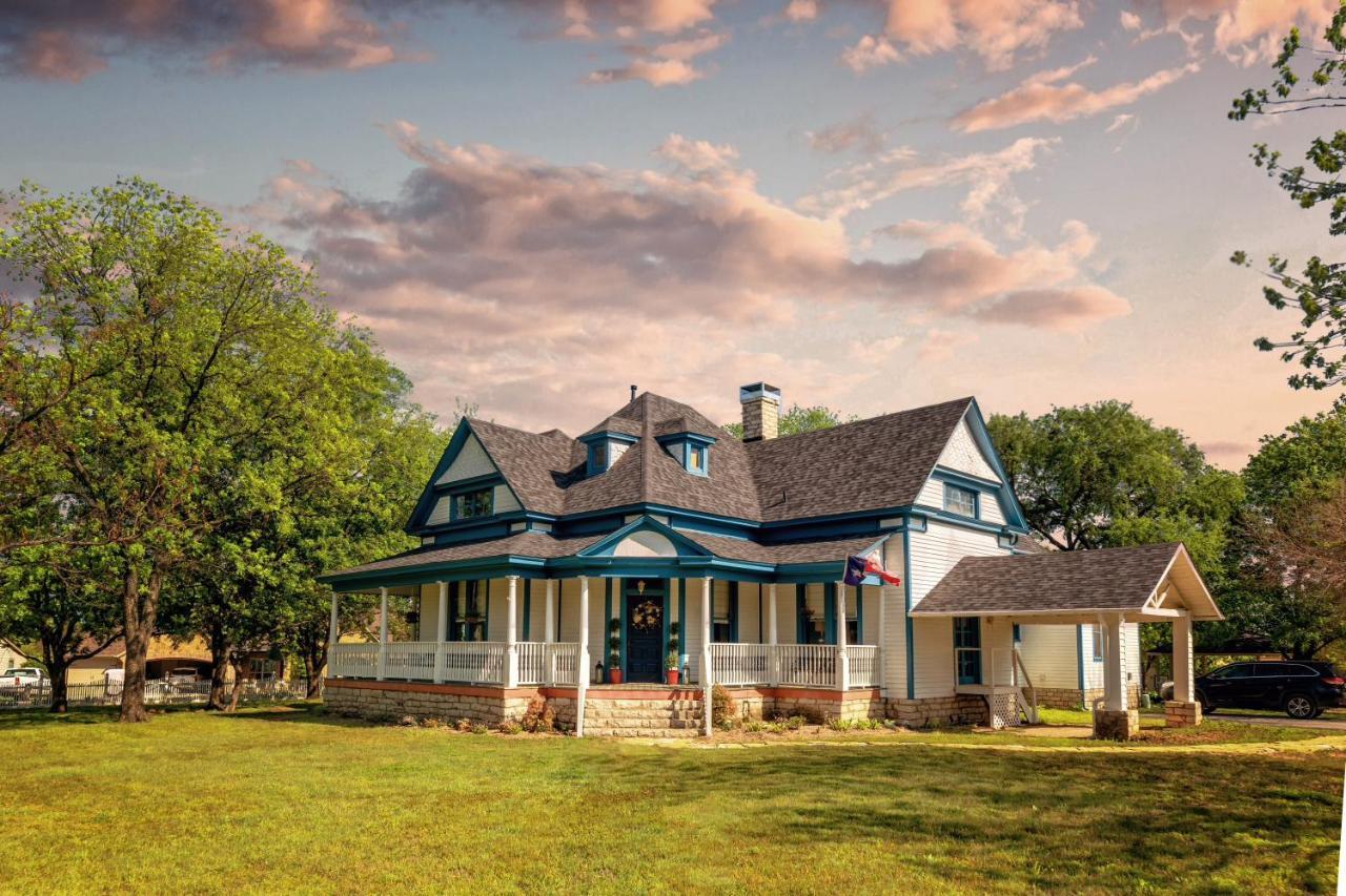 Blue Heron Bed And Breakfast On Lake Granbury Ngoại thất bức ảnh